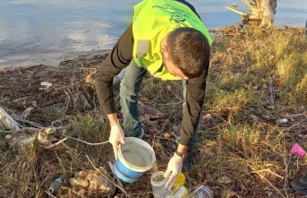 Meriç Nehri'nde yaşanan köpüklenme araştırılıyor