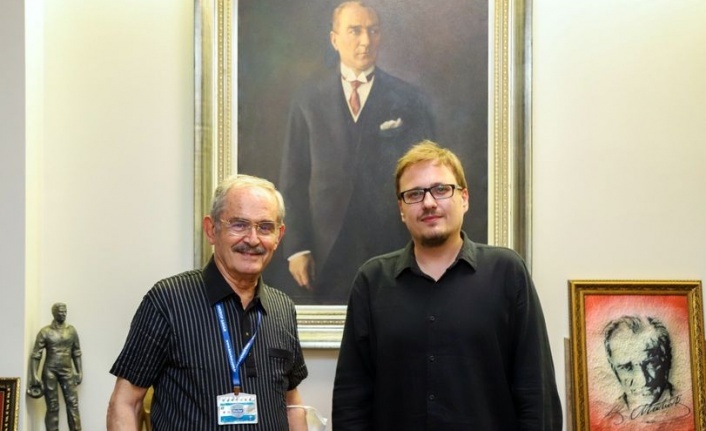 Kerem Bozkurt’tan Prof. Dr. Yılmaz Büyükerşen’e ziyaret